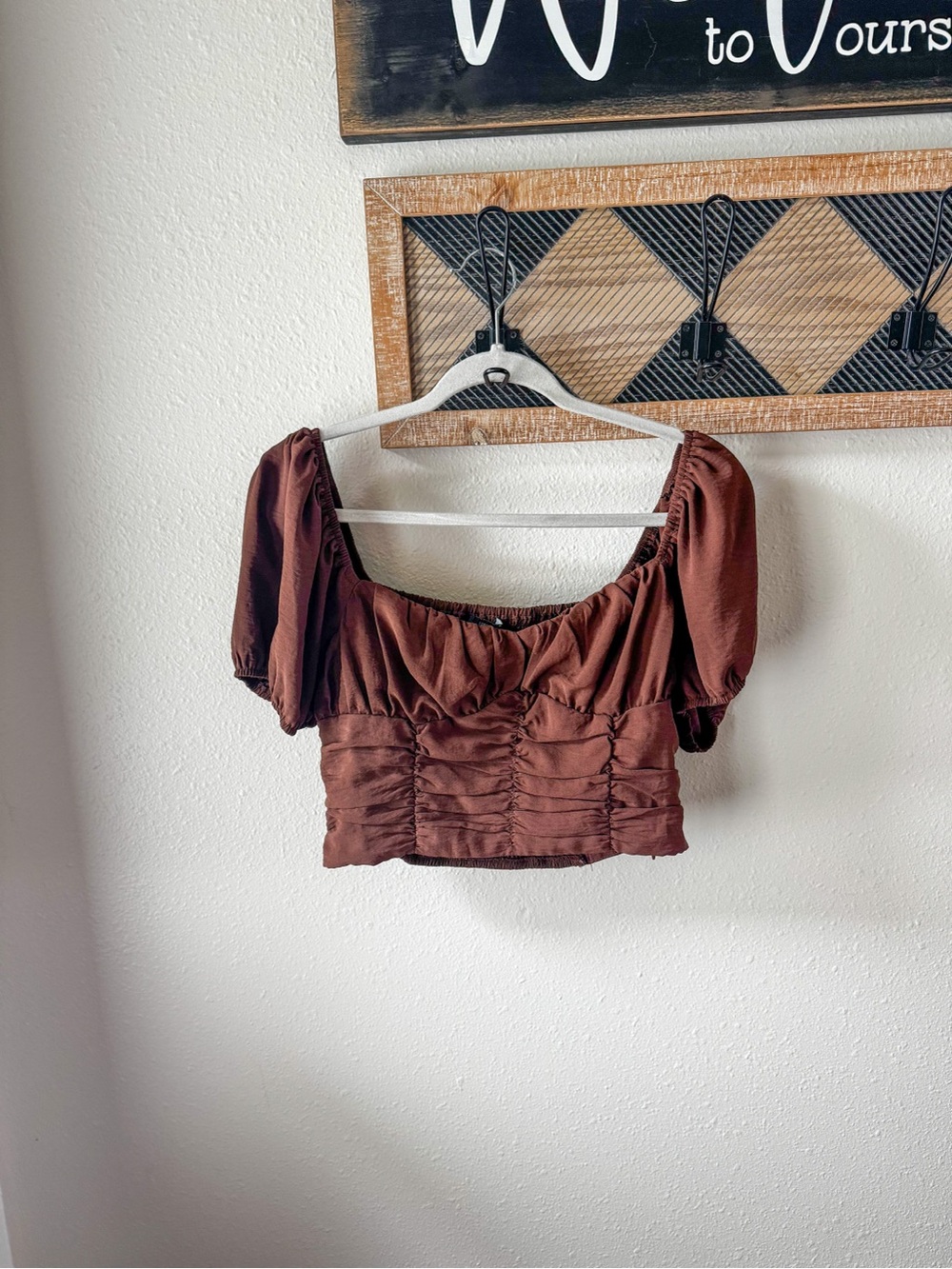 Forever 21 Chocolate Brown Ruched Puff-Sleeve Crop Top